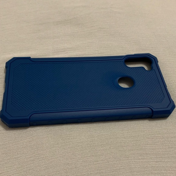 Samsung Galaxy A11 | Tuff Rugged Protective Case Metro by T-Mobile - Picture 6 of 13